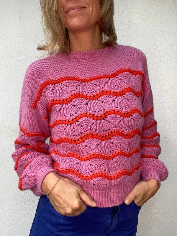 WaveSweater by VesterbyCrea, knitting pattern (UK, DE, NO)