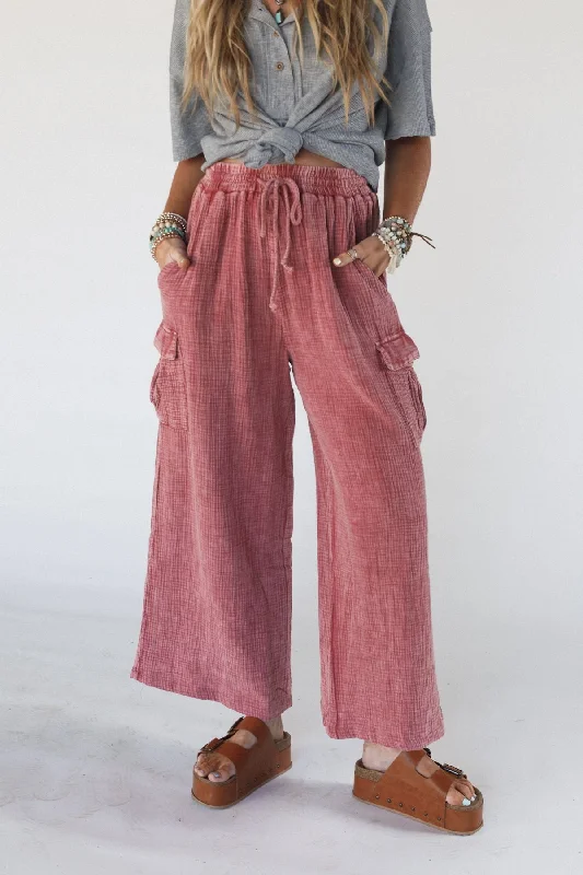 Vibes For Days Pants - Red