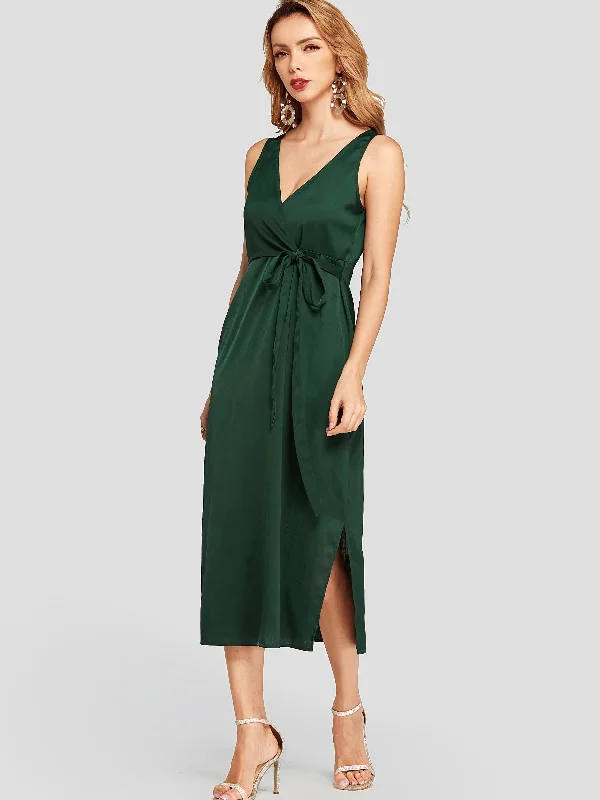 Wholesale Green V-Neck Sleeveless Plain Zip Back Self-Tie Wrap Slit Hem Midi Dresses