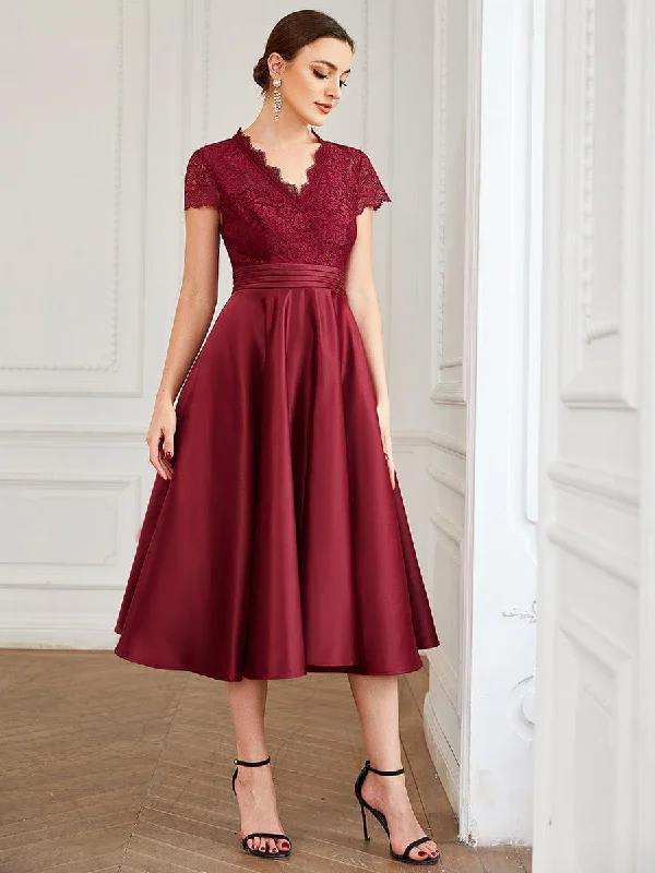 Romantic V-neck Lace Bodice Wedding Guest Dress with Pockets